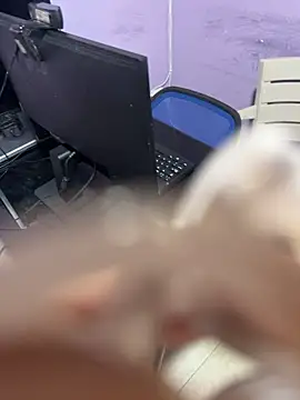 AgathaSanderhs1_ webcam