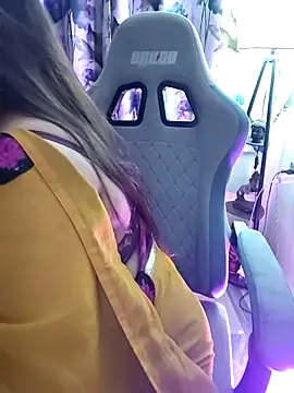 Webcam Model (Raseele)  is live.Free join now!