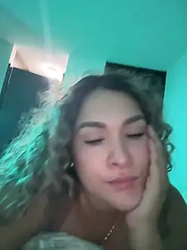 Sara_smiiith211 webcam