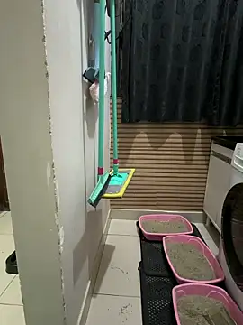 Irresistible24 webcam