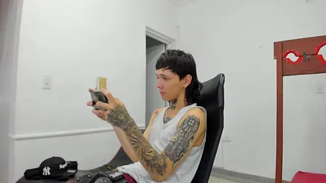 StraightBoy_Nick webcam