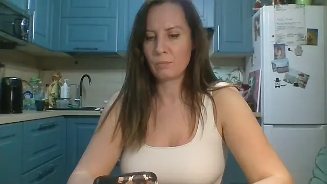 ALICAINWONDERLAND webcam