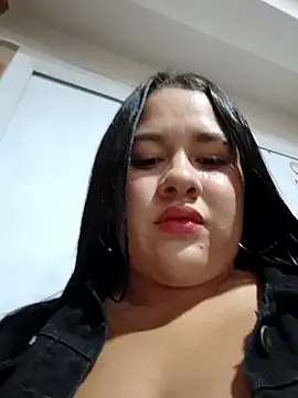 Kendra-daring webcam