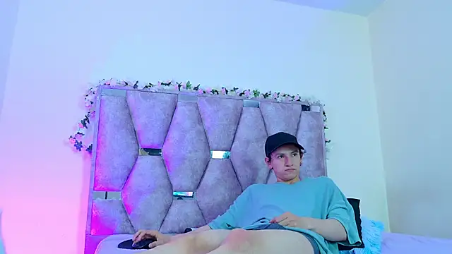 iris_and_damian webcam