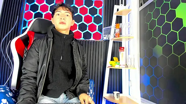 Cristopher_Wild webcam