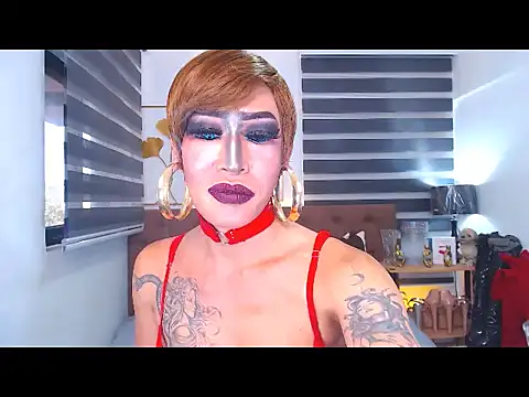 DominateMistressTania webcam