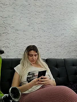 ScarletCallings_420 webcam