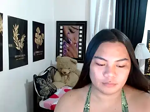 TSbrianaHugeCock live sex cam