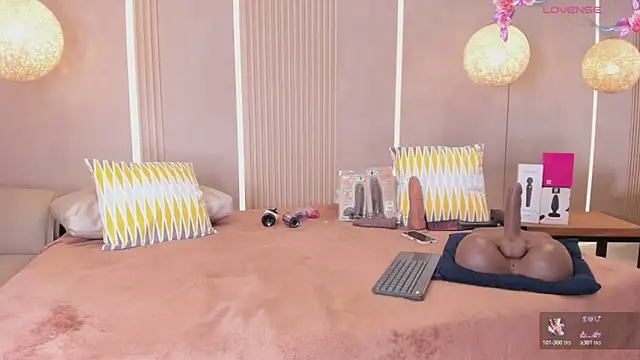 sabrina_shark_ webcam