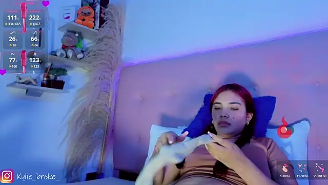 Kylie_brokee webcam