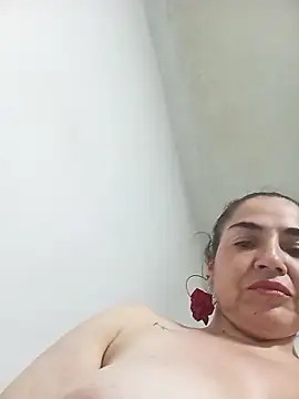 Webcam Model (MaryRoze_)  is live.Free join now!