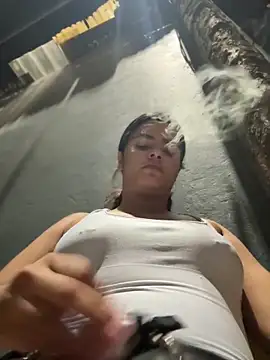 kaily_sweet16 (F teen) - Playing at home silence people nearby