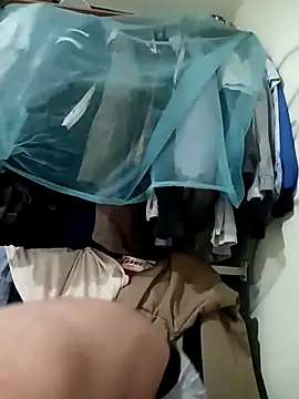 santosinsanta webcam