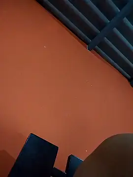 AngelicaStorms webcam