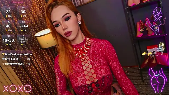 Tarah_Lewis live sex cam