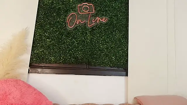 julieta_aguilar1 webcam