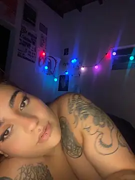 name_less_lulu webcam