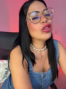 karol_rubi - KAROL_RUBI's free webcam - UK Sex Cams