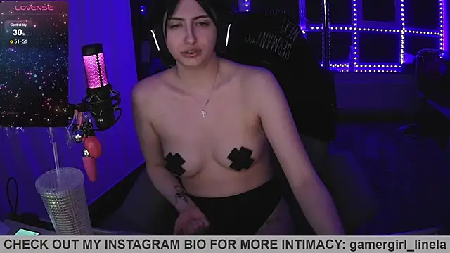 gamergirl-linela - Gamergirl-Linela's free webcam - UK Sex Cams