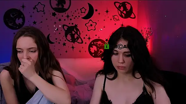 riley_sanders webcam