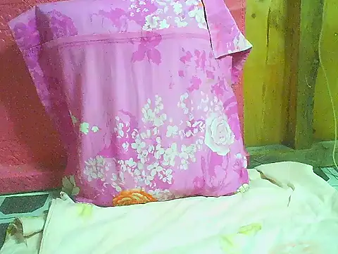 wethornypusy4u - WetHornyPusy4u's free webcam - UK Sex Cams