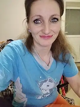 CrazyMaya39 webcam