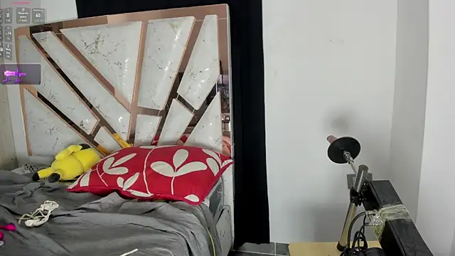 yerliss_petitee webcam