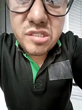 lobo_caliente37 webcam