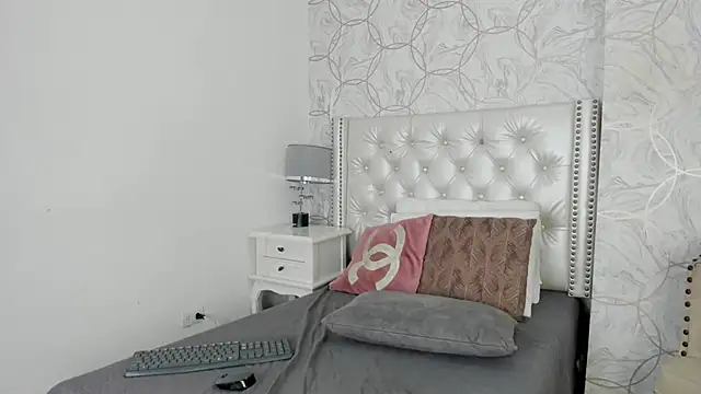 cathaleja_20_ webcam