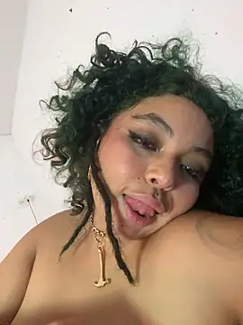 PrincessLauren420 live sex cam