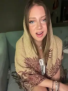 molly_witha_chance webcam