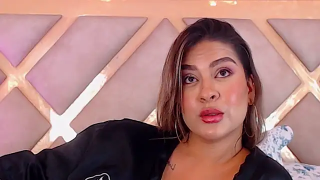 JoannaStanford webcam