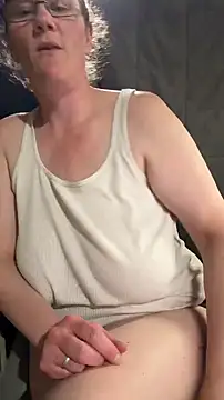 naughtywifenxtdoor webcam