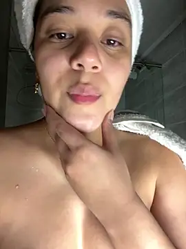 floriamANDjazmin webcam