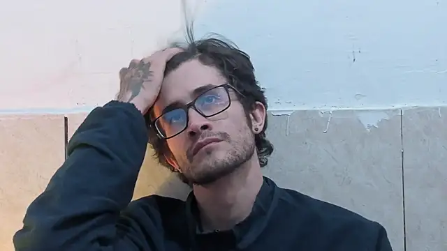 Loggan_donnelly webcam