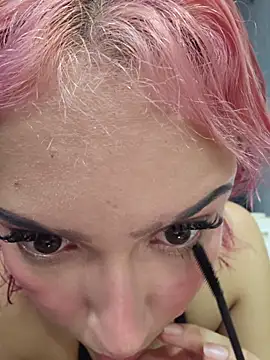 Kitty_San_xXx webcam