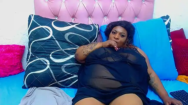 Ebonyhotass26 webcam