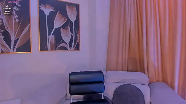 MaddisonLowe - Live Cam