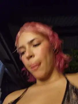 Kitty_San_xXx Stripchat cam model