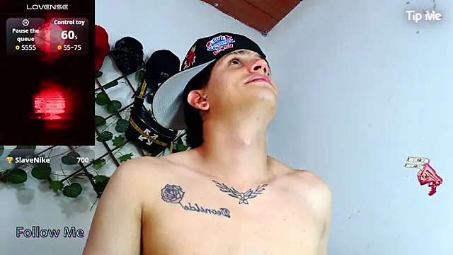 Themasterhades_777 webcam