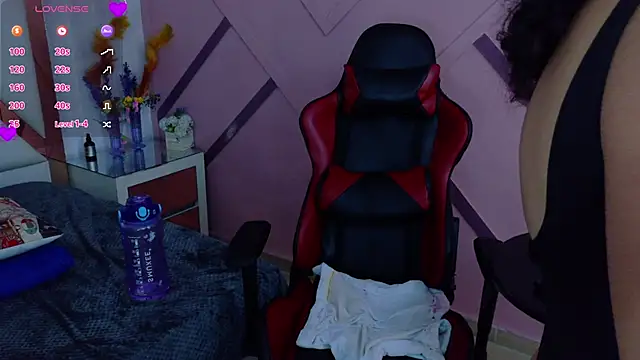 ZamanthaJhones webcam