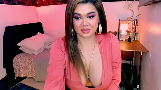 asiankatyhuge webcam