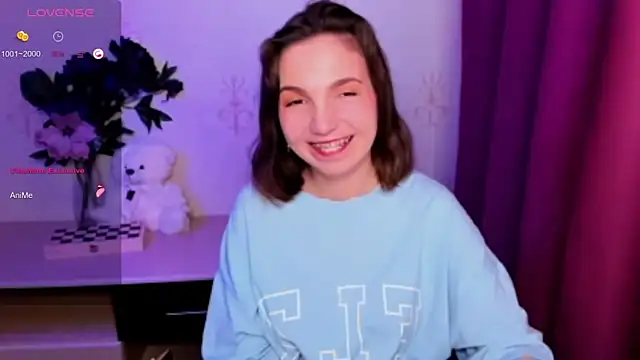 KindHazelHere_ webcam