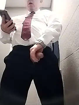 bigcristh79 - BigCristh79's free webcam - UK Sex Cams