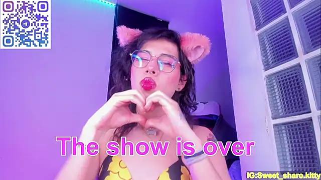 Sweet-SharoKitty webcam