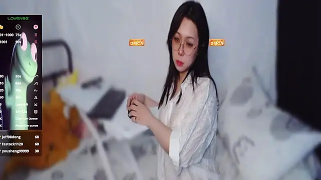 Xiao_Yi_0814 live sex cam
