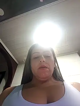 maynor_1998 (F milf) - Celebrate my birthday with me 🎂🎁🎈