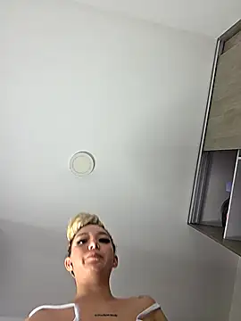 alaia_princess webcam