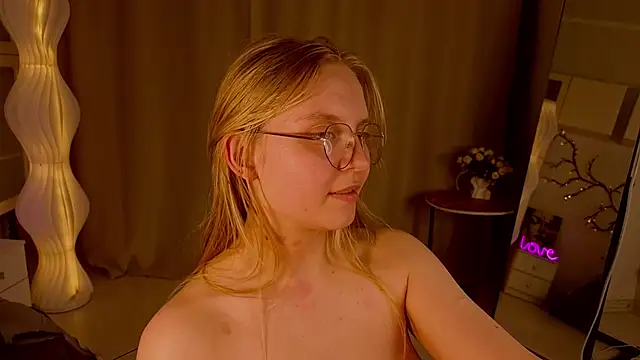 alicacohill - AlicaCohill's free webcam - UK Sex Cams