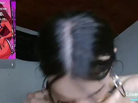 Scarlett_crastrawberry webcam